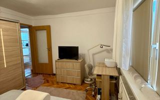 Etaj 2. Cu centrala proprie. Zona Bucovina - Poză 4