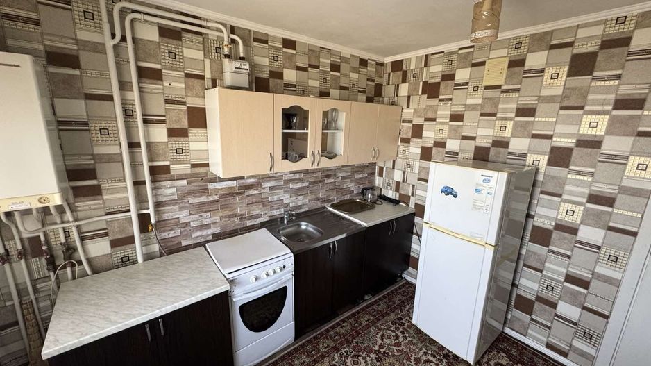 Se vinde apartament vizavi de parc - Poză 6