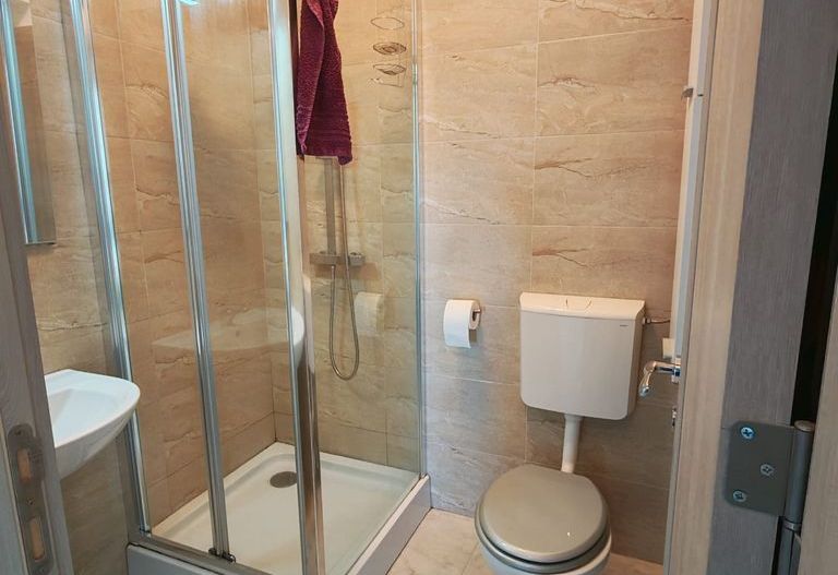 Apartament cu 3 camere extrem de interesant Viscolului-Militari - Poză 13