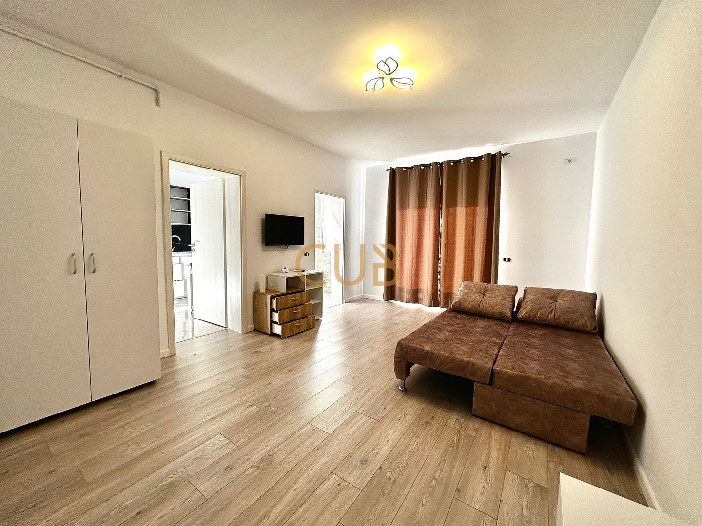 Ap.1cam | bloc nou,parcare,centrala termica | Giroc, str Neptun - Poză 2