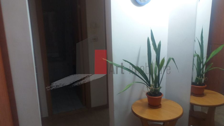 2 camere Basarabia - Stadionul National - Poză 2