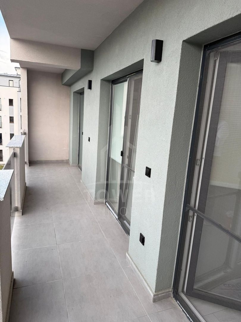 Apartament spatios cu 3 camere si balcon zona Turnisor - Poză 9