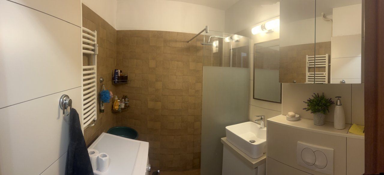 Spre închiriere apartament 3 camere renovat - Poză 4