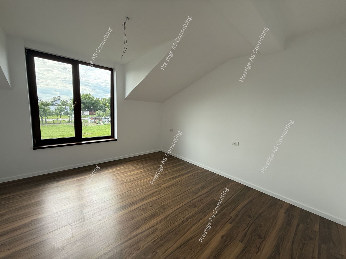 Duplex 4 Camere | Intrare Privata-Sanandrei - Poză 13