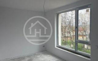 Casa de vanzare tip duplex cu 5 camere in Paleu, Oradea - Poză 12