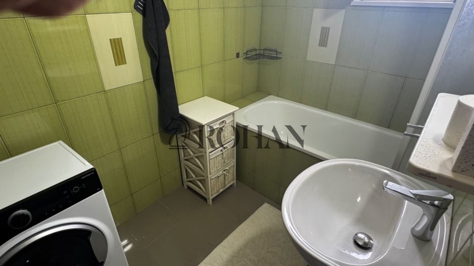 Apartament modern 2 camere - Centru Alba Iulia - Parcare - Balcon - Poză 8