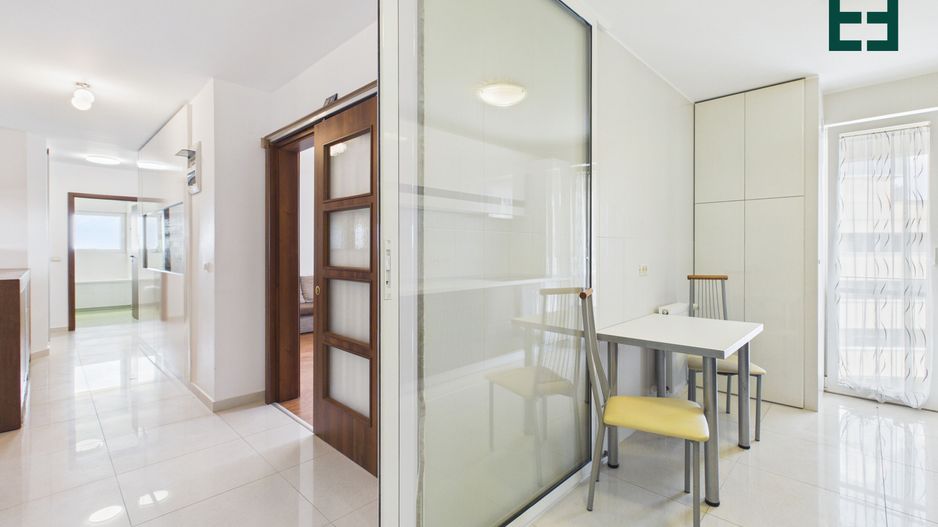 De închiriat - Apartament cu 2 camere etaj 8 - Zona Micalaca - Arad - Poză 2