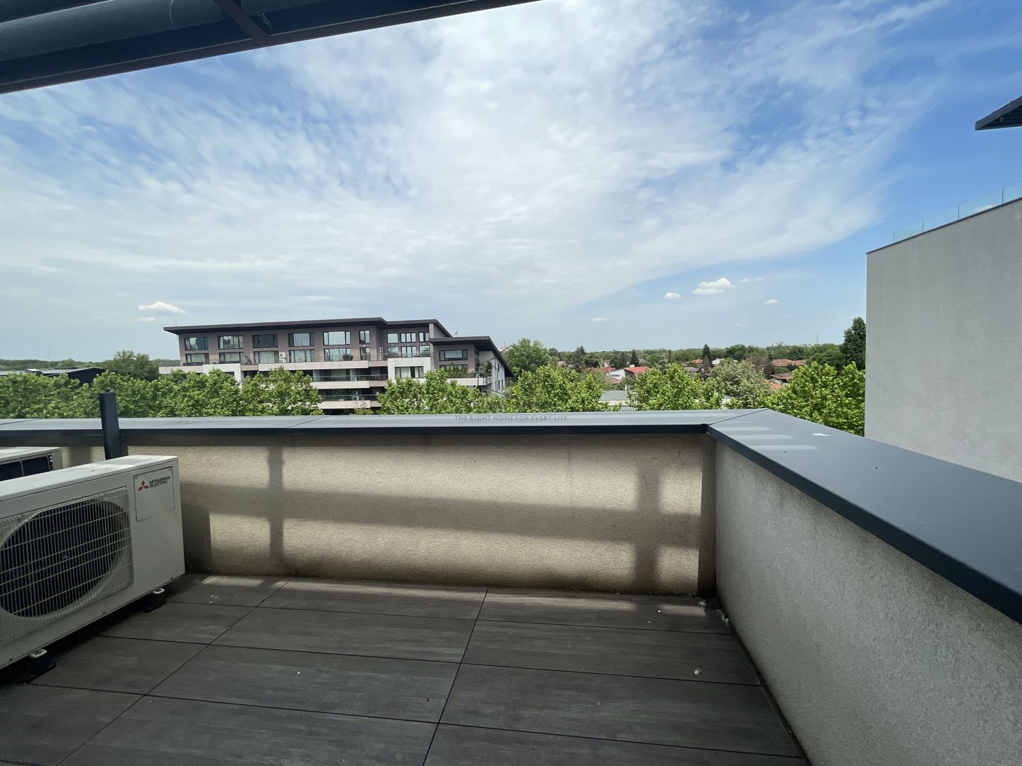 APARTAMENT SPATIOS DE LUX CU 4 DORMITOARE LA INCHIRIERE IN PRIMAVERII - Poză 19