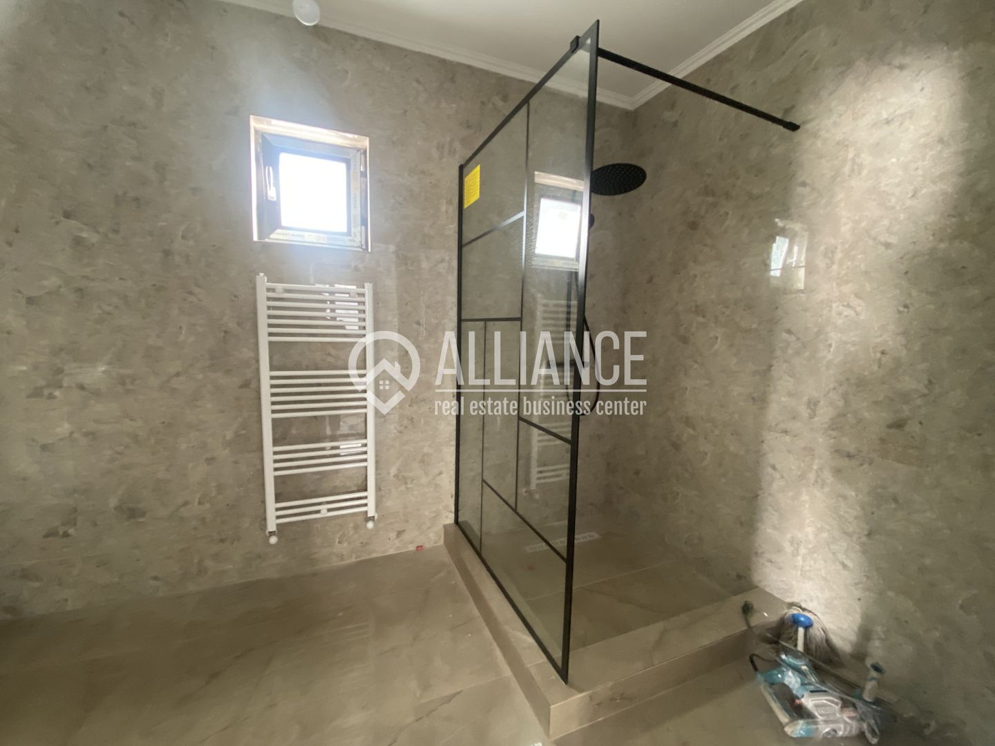 Valu lui Traian (COD 07) Casă P+M cu 5 camere, teren de 517 mp - Poză 5