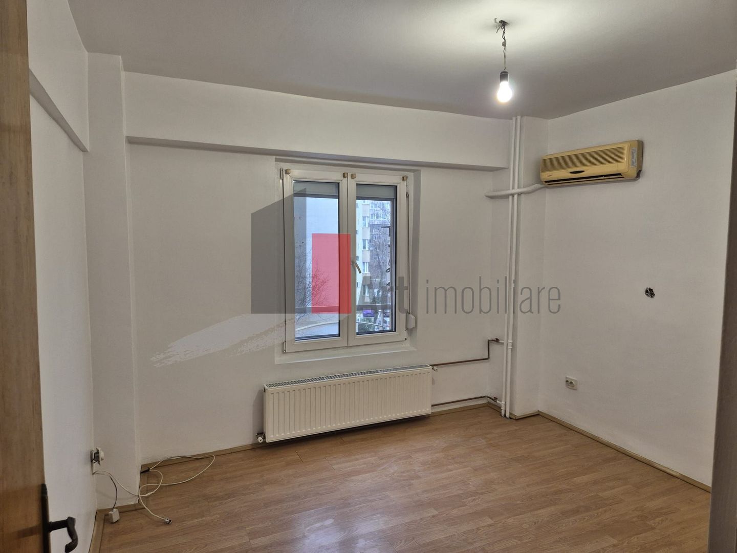 Vanzare apartament 4 camere Lujerului - Poză 4