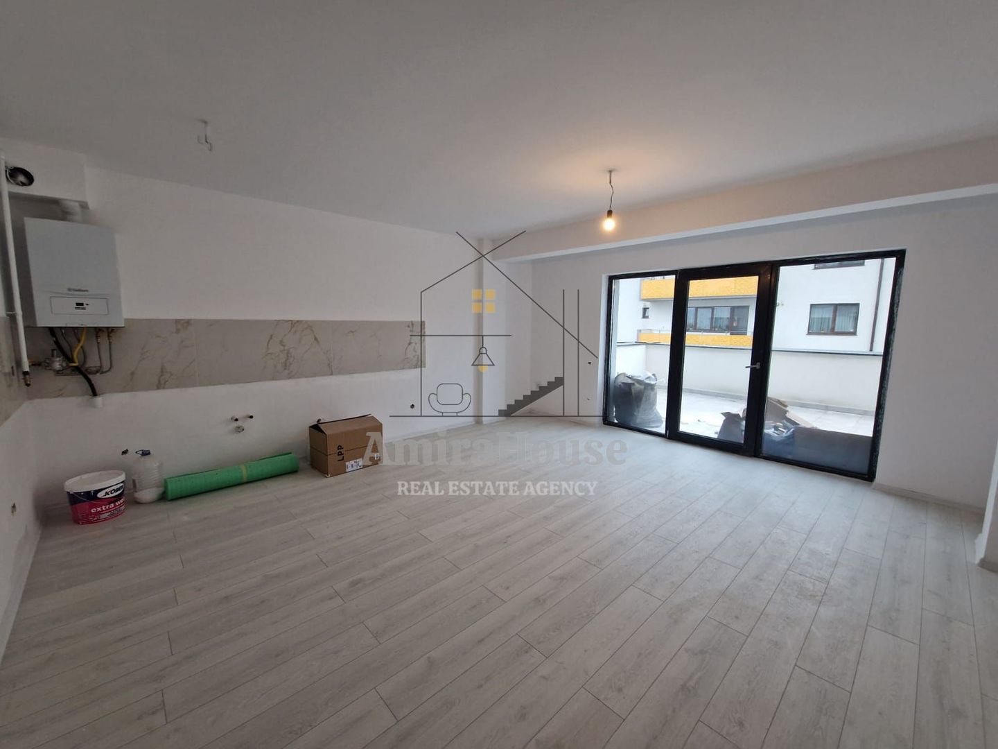 Apartament 2 camere, finisat, parcare, terasa 31 mp,  str Sub Cetate, Floresti - Poză 9