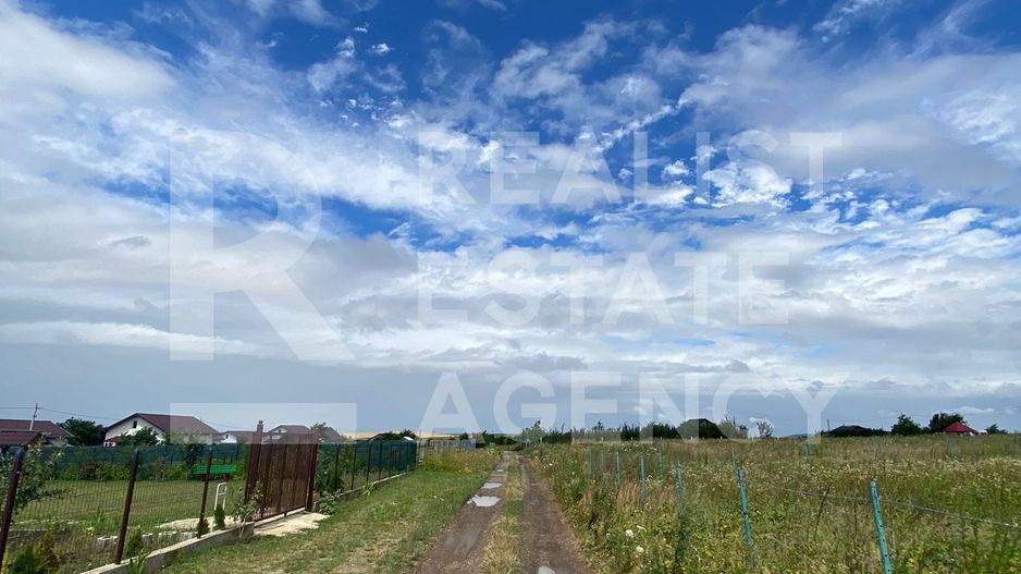 Teren agricol în loc. Vorovești, Iași, 1500mp Intravilan - Poză 2