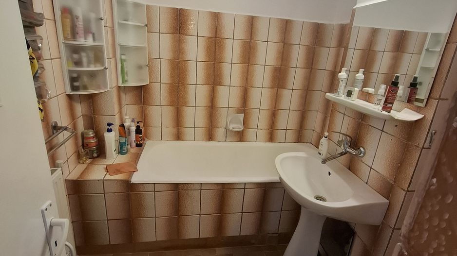 Apartament 2 Cam 9 mai zona Catedralei - Poză 13