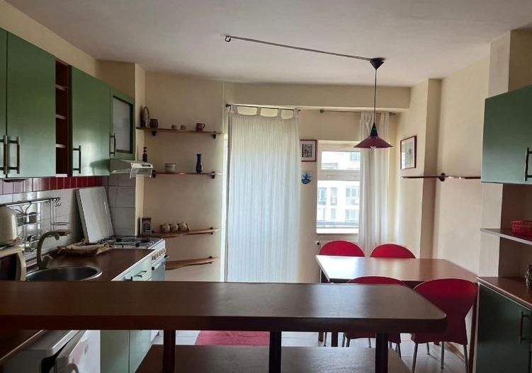 Apartament 2 camere, lux, metrou Izvor - Poză 2