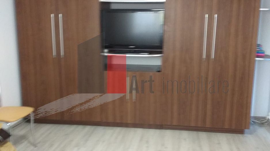 Garsoniera Drumul Taberei - Valea Ialomitei - Poză 2