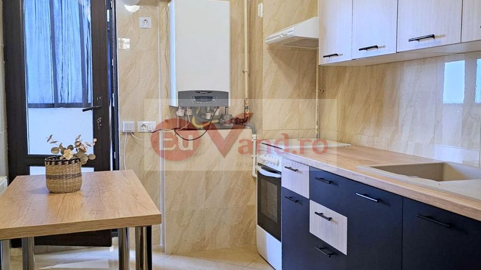 De inchiriat o camera Italian Residence, etaj 9/12, 420 euro - Poză 5