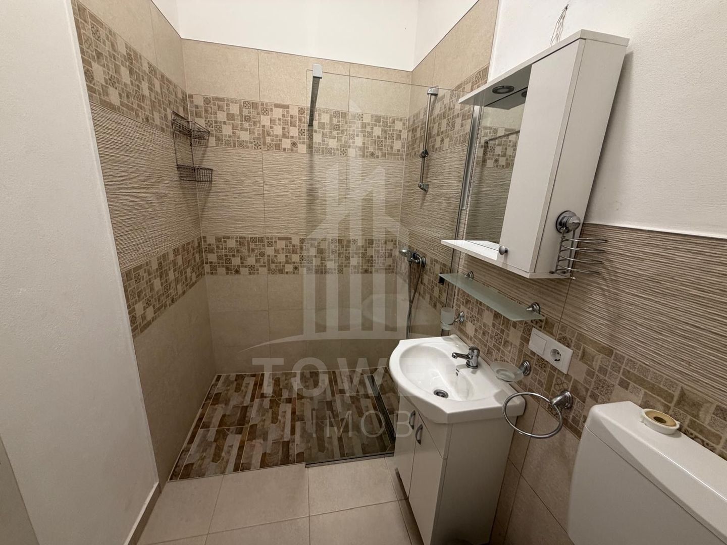 Apartament modern de închiriat în Ocna Sibiului | Piața Traian - Poză 10