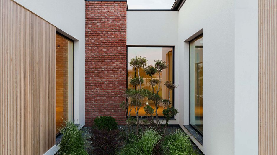 Vila eleganta | arhitectura moderna, panouri solare, finisaje premium și piscina - Poză 14