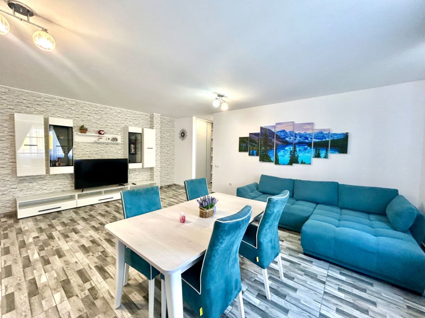 Apartament 2 camere de vânzare | Zona Vivo Florești - Poză 1