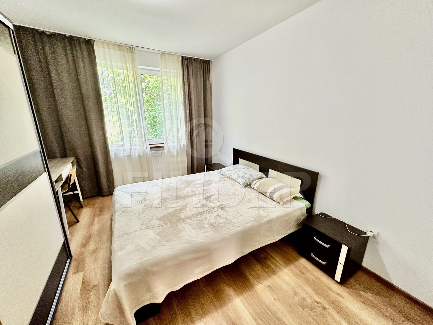 Vanzare 2 camere, in vila, etaj 1, decomandat, 63 mp utili, parcare - Poză 8