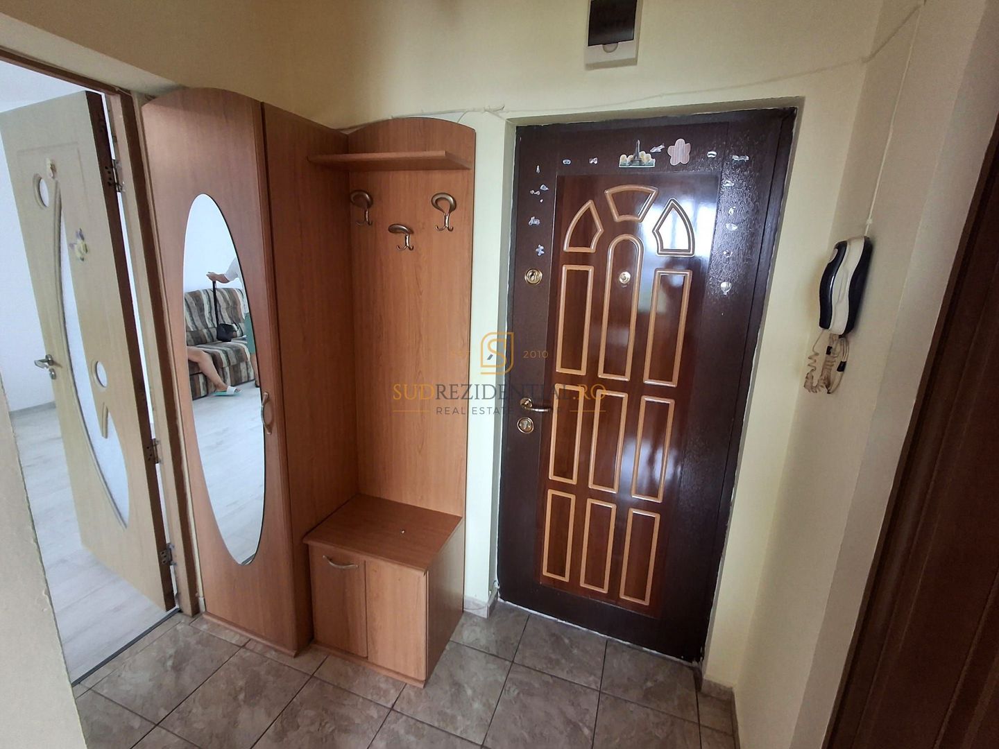 Apartament 2 camere ideal investitrie, langa Mall Sun Plaza. - Poză 3