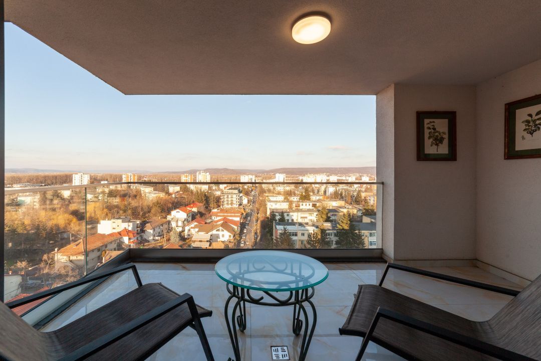 Apartament ultracentral - 3 camere, 167 mp, 2 terase, 2 locuri de parc subterane - Poză 9