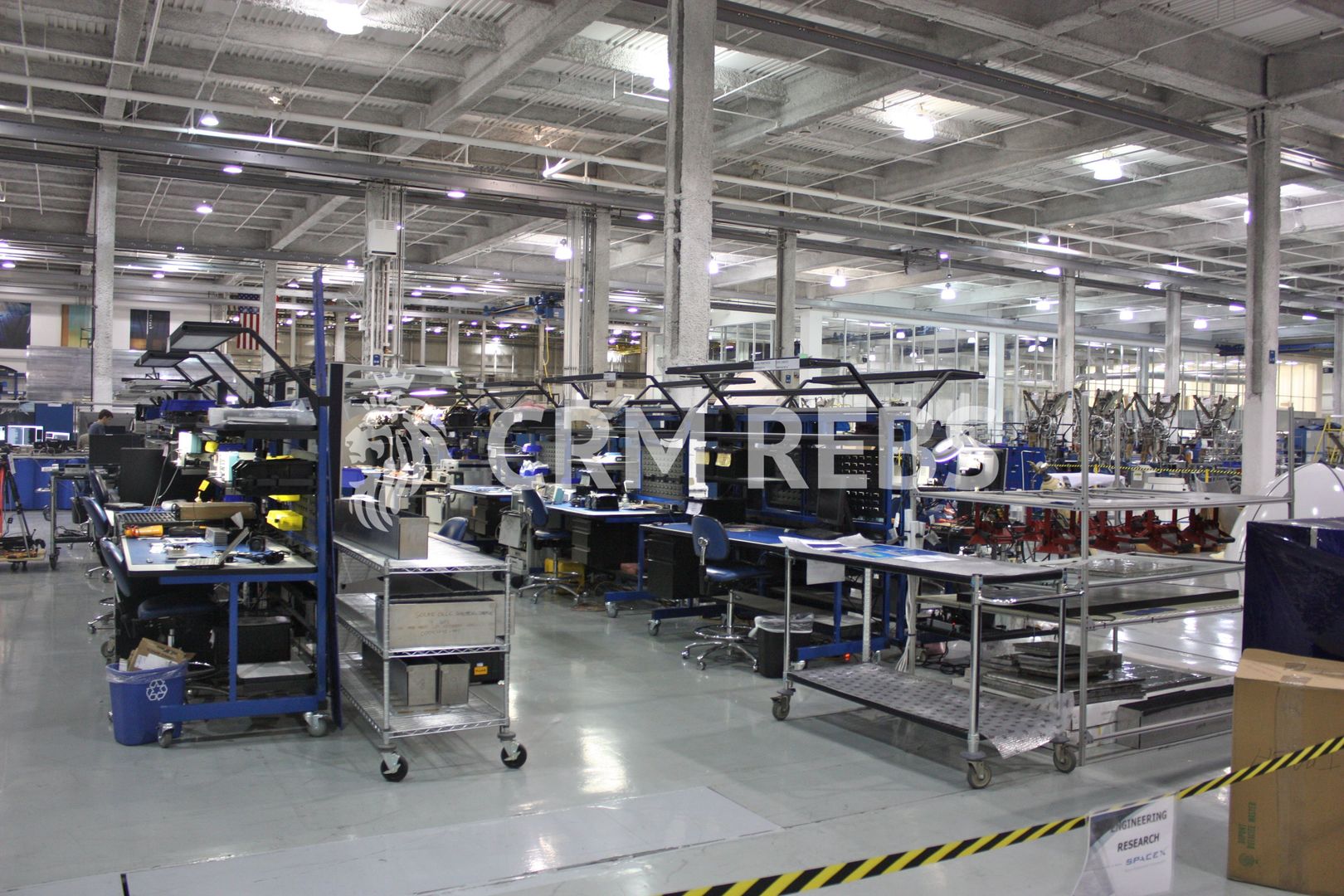 Hala spatioasa de inchiriat - Poză 3