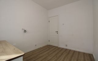 Zona Olimpia, 4 camere + 2 bai, centrala proprie. - Poză 12