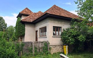 Casa cu teren la Polovragi - Poză 3