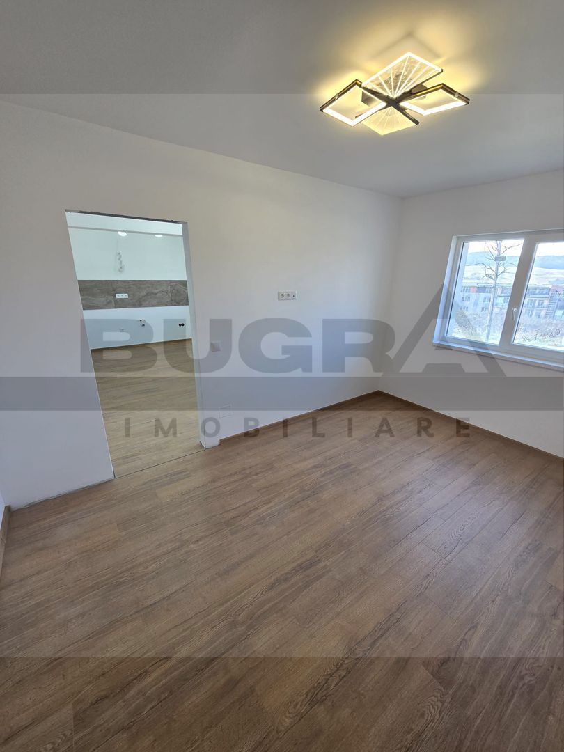 Apartament de 3 camere, bloc nou, finisat, zona Petrom Baciu - Poză 1