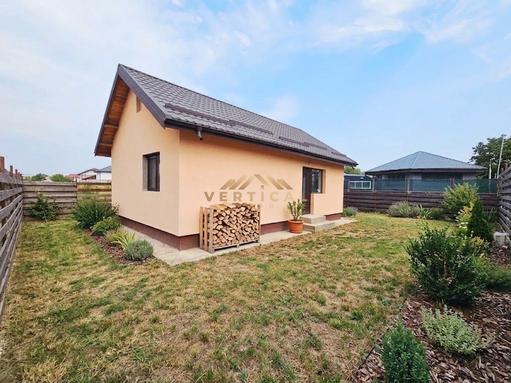 Casă P+pod de vânzare în Comuna Berceni - Poză 2
