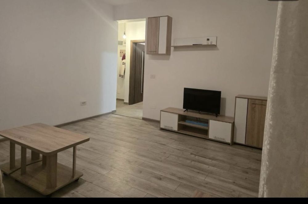 Inchiriere apartament 2 camere - Poză 1
