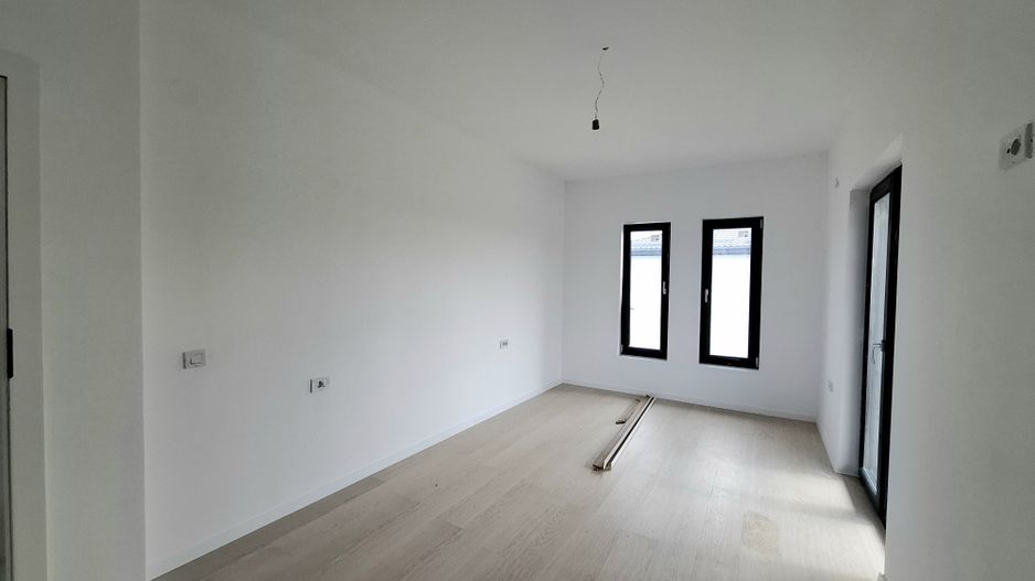 Vila P+1E, cu 4 camere, Paulesti - Poză 15