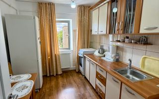 3 camere etaj 3 59mp an 1978 - centrala -pe principala -Craiovita - Poză 6