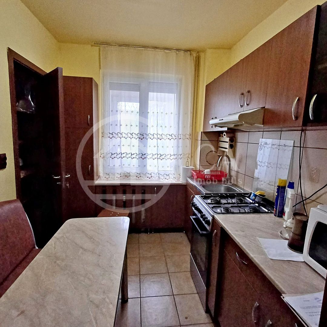 Apartament de vanzare cu 2 camere zona Iosia, Oradea - Poză 9