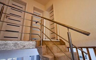 Casa individuală P+M, zonă liniștită, în Vatra veche a satului - Poză 10