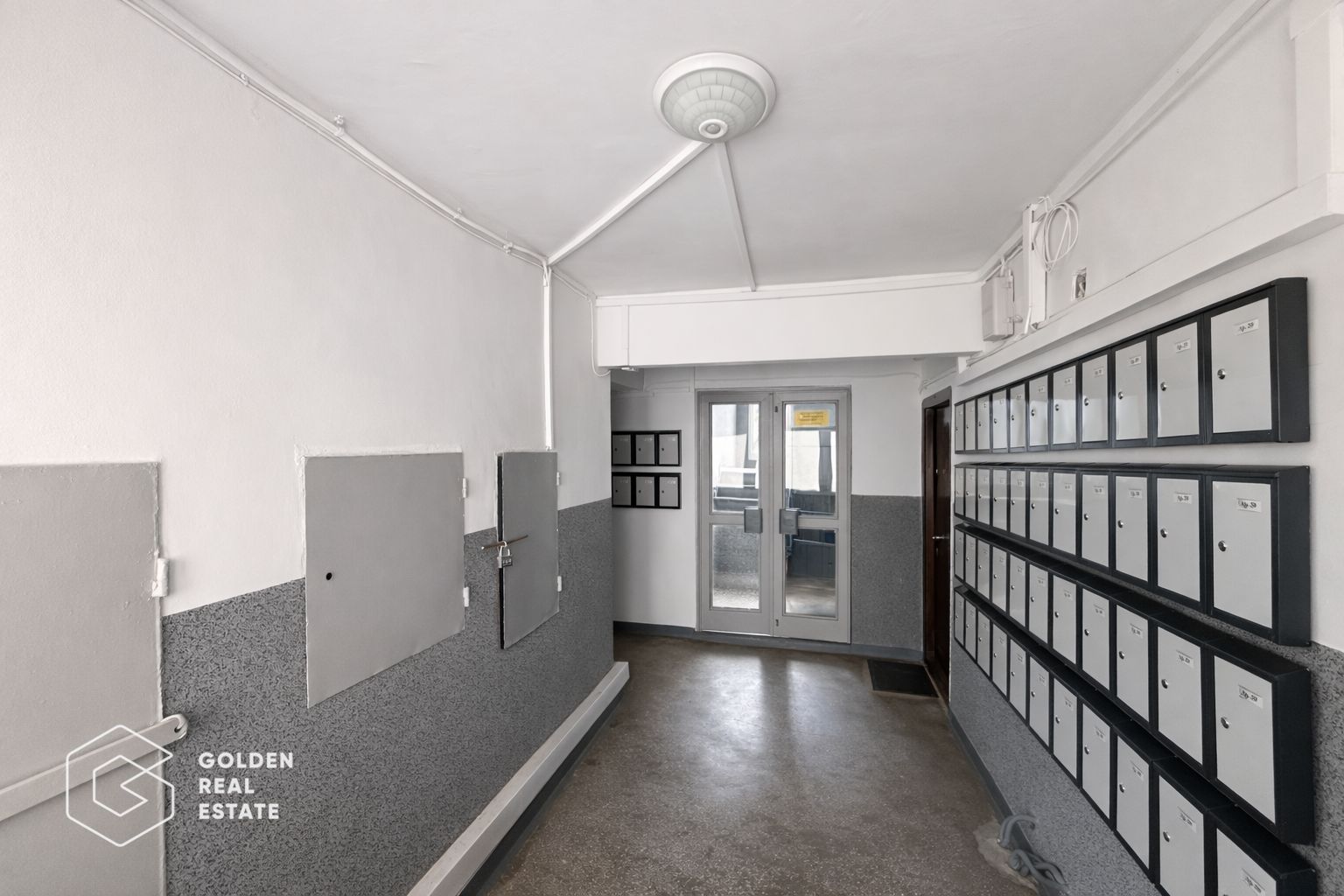 Apartament recent renovat, o camera, Piata Mica, balcon, etaj 4 - Poză 12