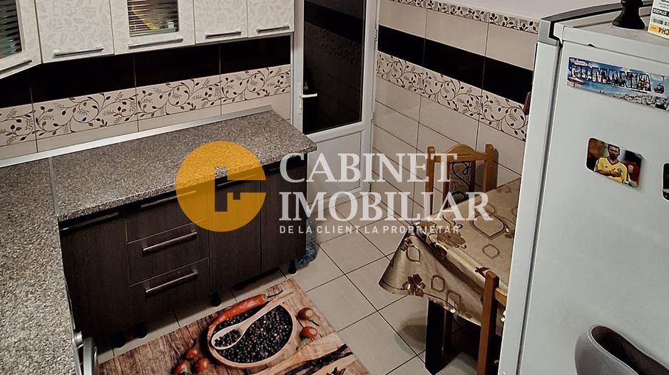 2 CAMERE - 52 MP - ETAJ INTERMEDIAR - PODU DE PIATRĂ - Poză 7