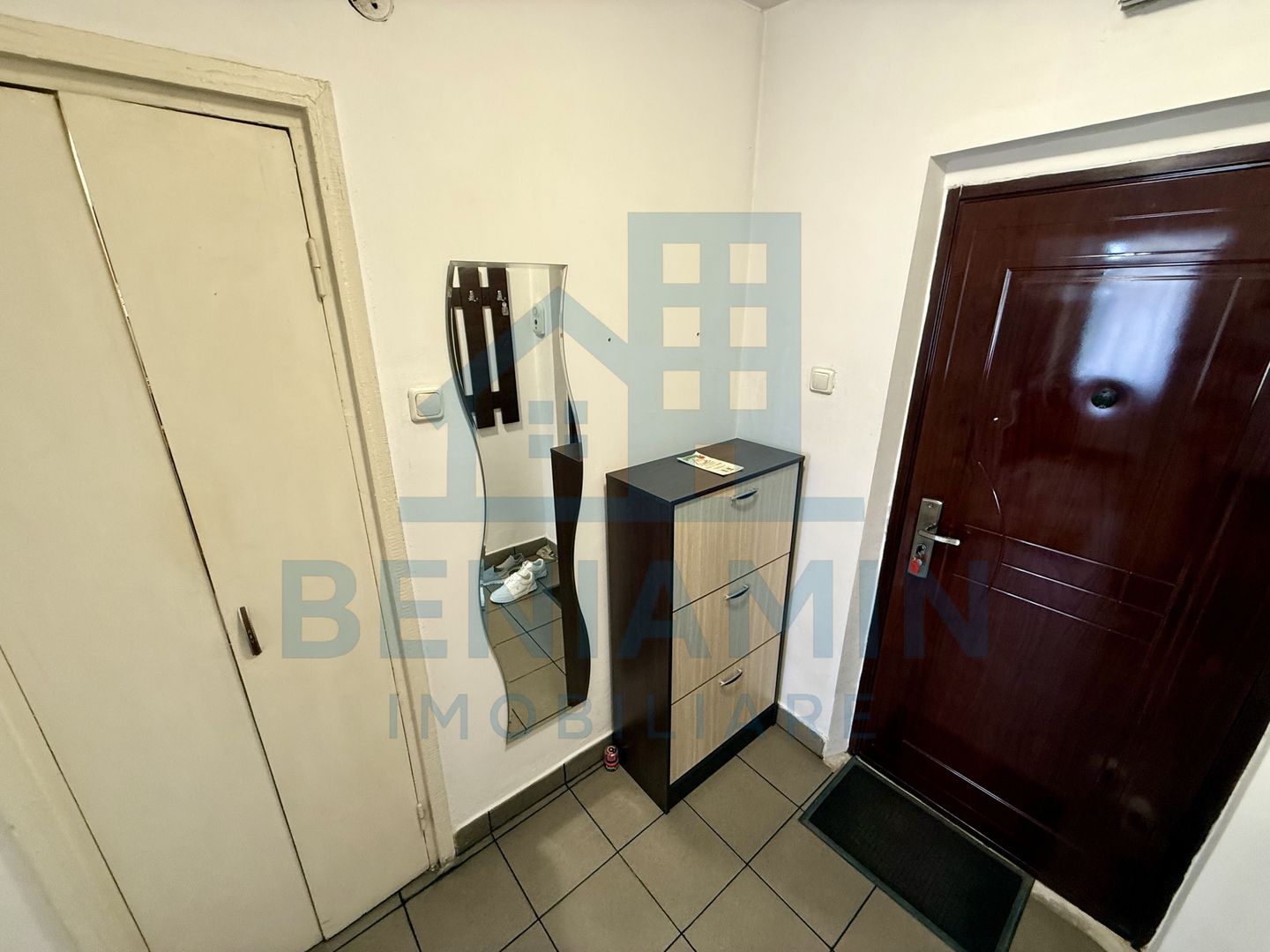 2 camere - 52mp - mobilat - utilat - Craiovita parculet Orizont - Poză 7