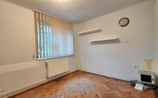 Apartament 4 camere de vanzare, Central - Poză 4