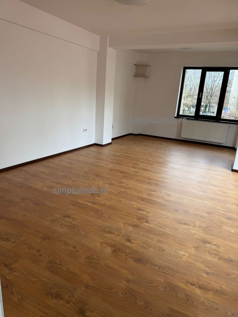 Spatiu birou cladire birouri Metrou Iancului - Poză 2