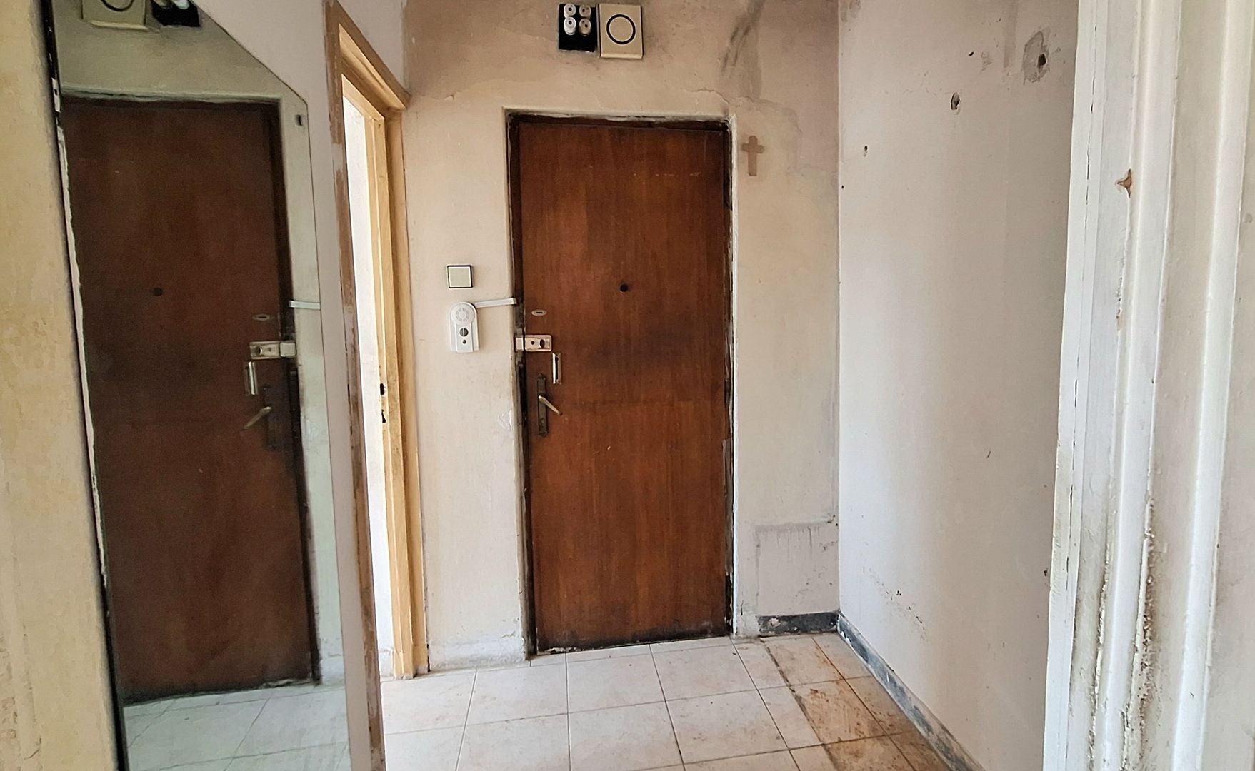 Apartament cu 2 camere - Piata Victoriei - Poză 3