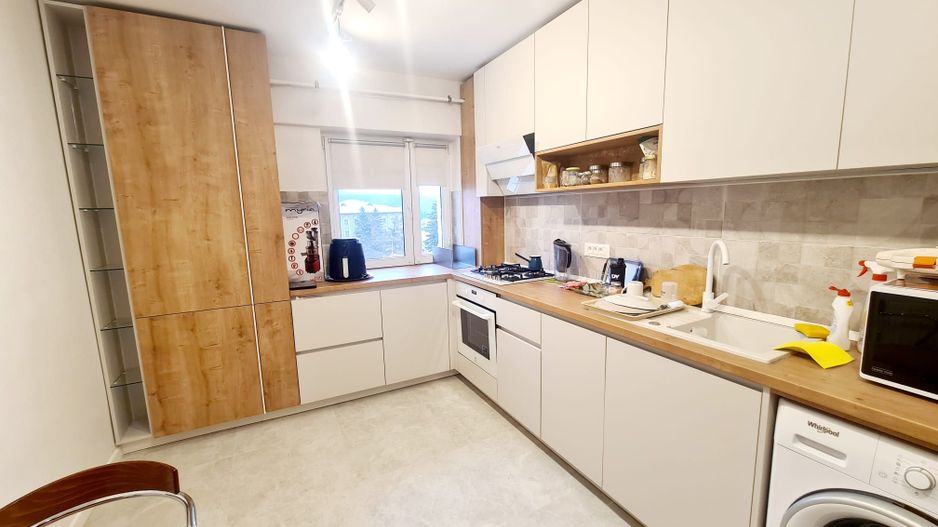 Apartament 4 camere de inchiriat - Zona Centrala - Poză 4