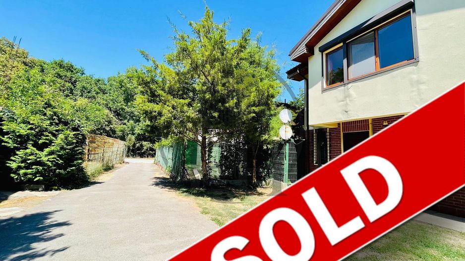 SOLD/ VANDUT  Casă / Vilă, Pensiune de vanzare Constanta, Venus, la mare - Poză 1