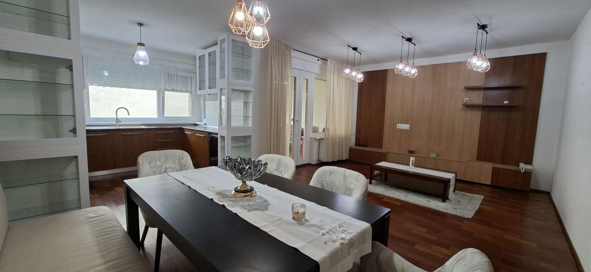 Casa P+E cu 4 camere - Aradului/British SCHOOL - Poză 3