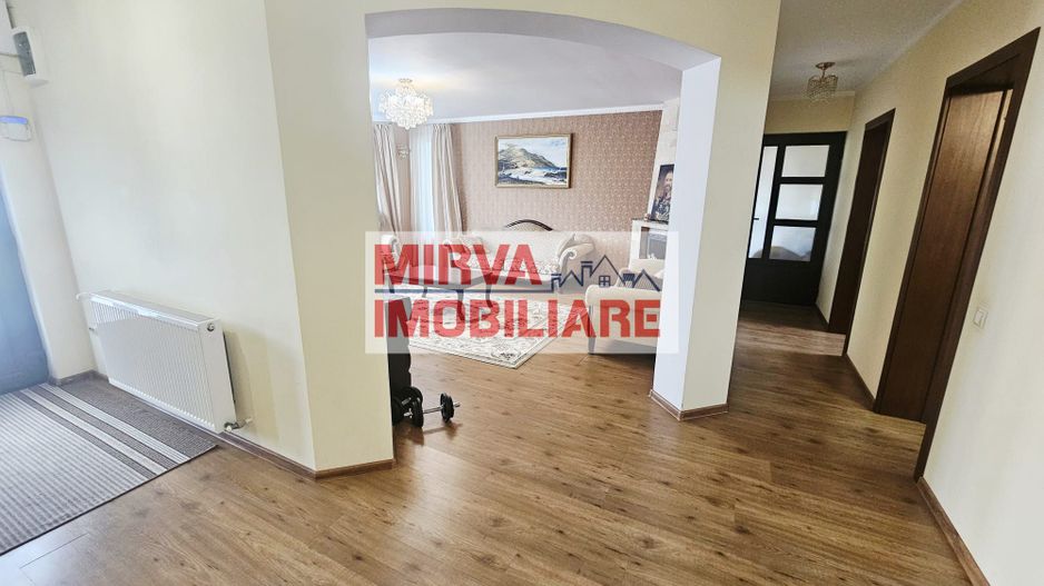 Vilă spațioasă Strejnicu S+P+1E+M, 8 camere, garaj, teren 595 mp - Poză 39