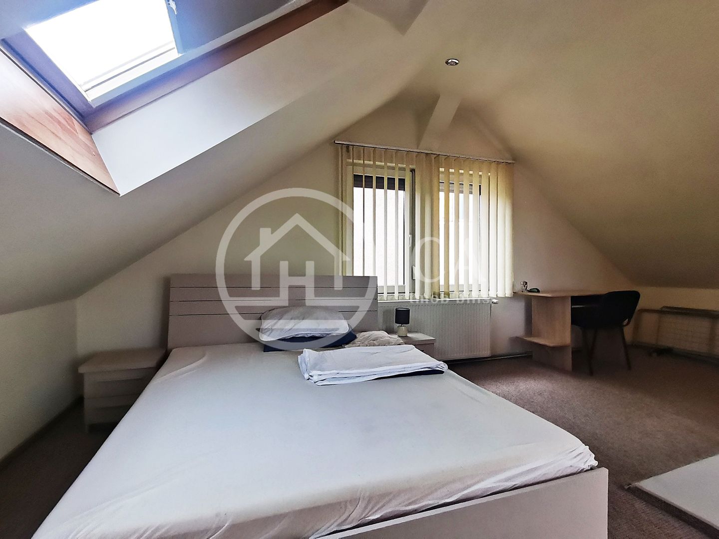 Apartament la casă de închiriat cu 2 camere în zona Centrala, Oradea - Poză 4