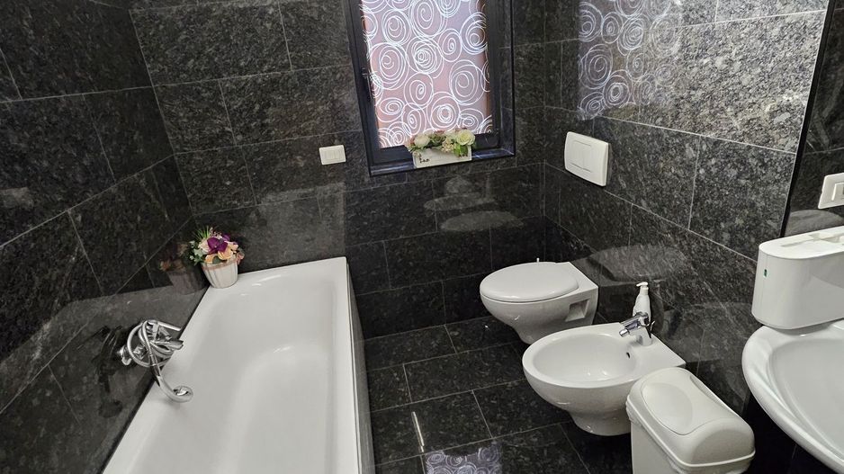 Apartament LUX cu 2 camere și curte privată 140 mp – Dumbrăvița - Poză 5