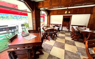Oportunitate unică Valea Prahovei, hotel+vilă+business, teren 8137 mp - Poză 31
