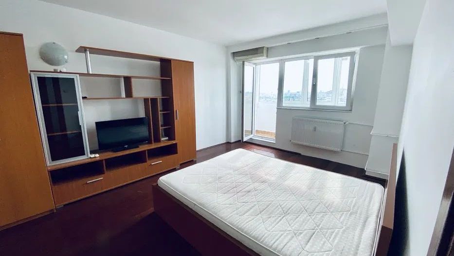 Garsoniera atragatoare si compacta, Mega Mall Iancului - Poză 1